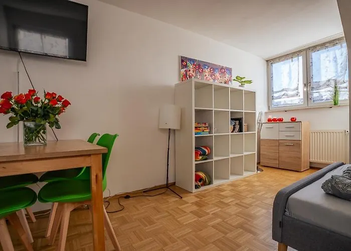 Daire Charlotte Sonnenschein