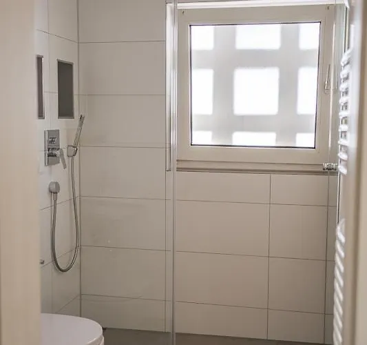 Daire Charlotte Sonnenschein *